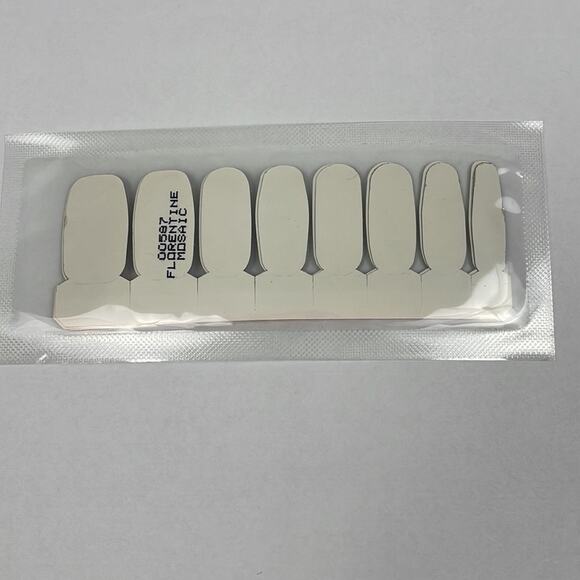 Retired Color Street Florentine Mosaic - Picture 2 of 3